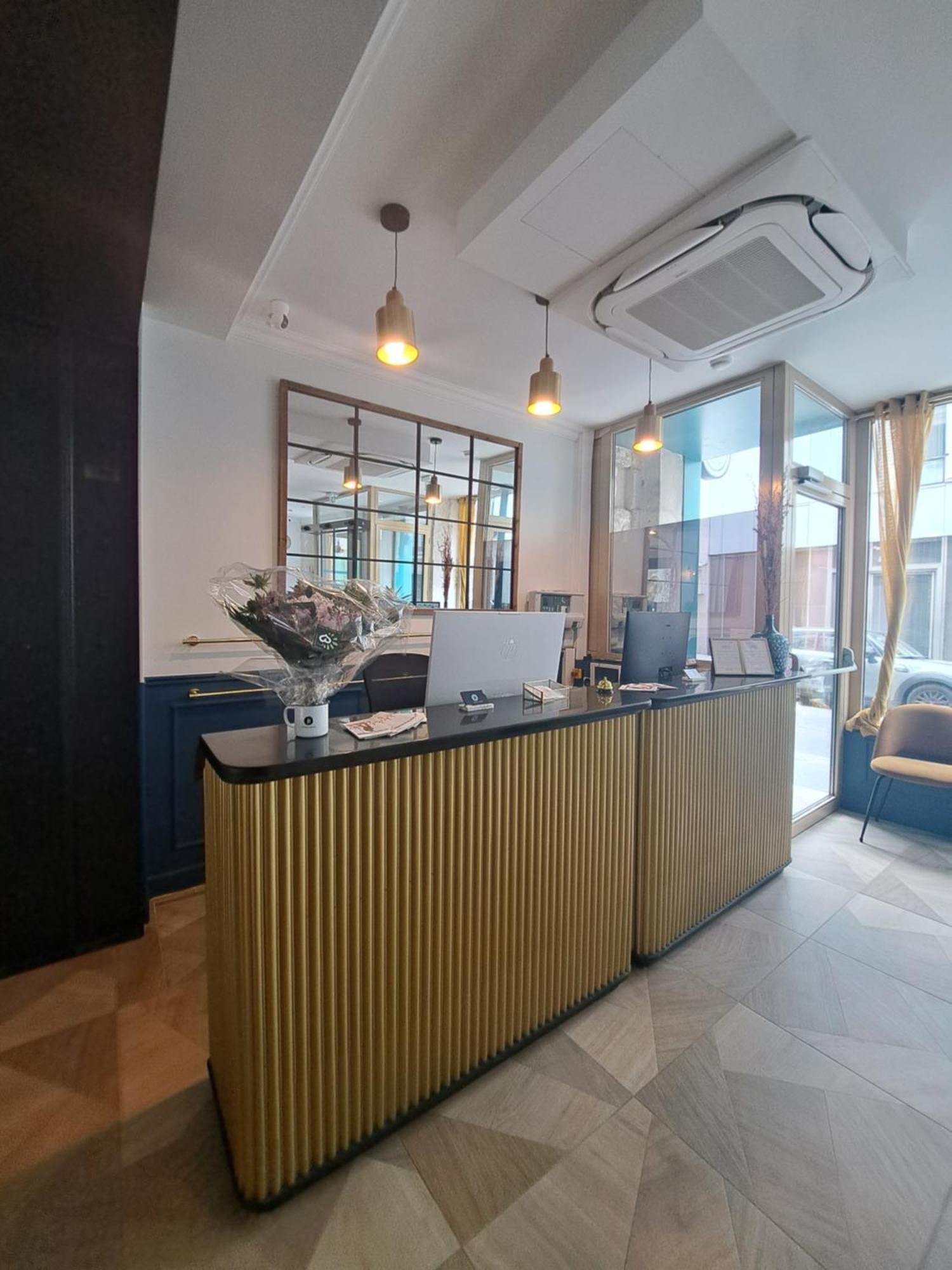 District Nation Hotel Paris Bagian luar foto